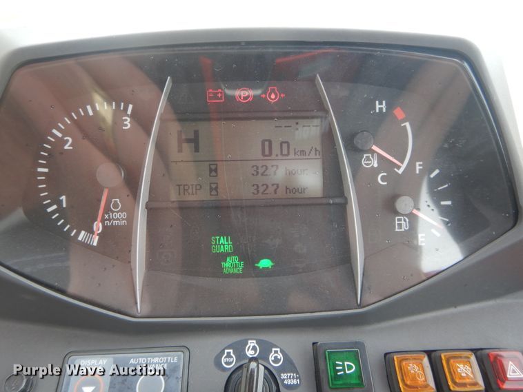 image for item FV9501 2016 Kubota L47 backhoe