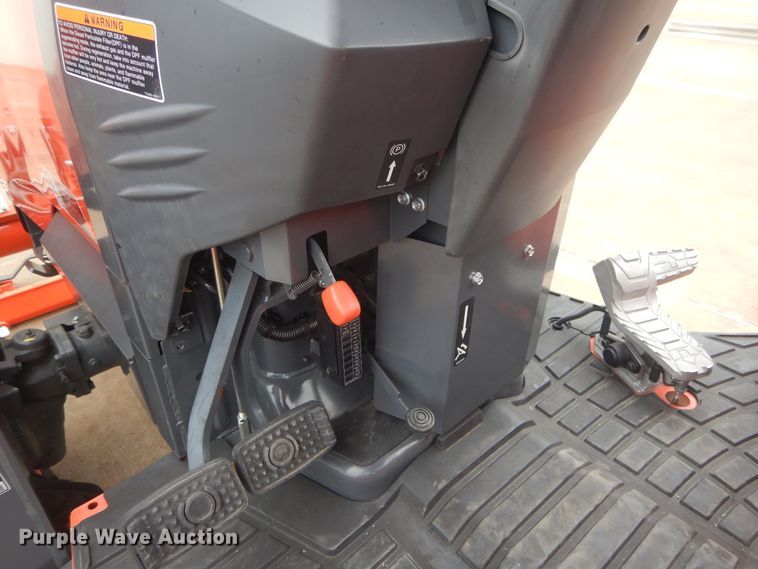 image for item FV9501 2016 Kubota L47 backhoe