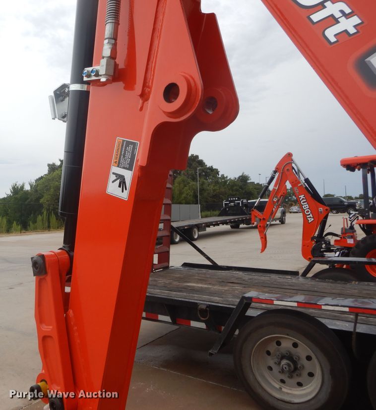 image for item FV9501 2016 Kubota L47 backhoe