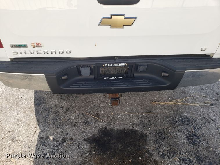 image for item FW9520 2010 Chevrolet Silverado 1500 Crew Cab pickup truck