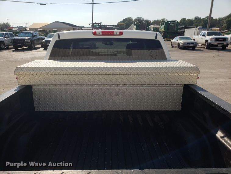 image for item FW9520 2010 Chevrolet Silverado 1500 Crew Cab pickup truck