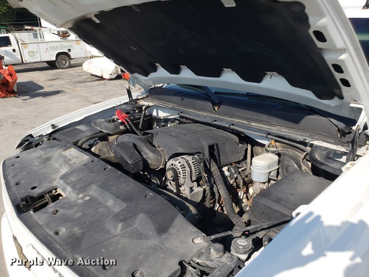 image for item FW9520 2010 Chevrolet Silverado 1500 Crew Cab pickup truck