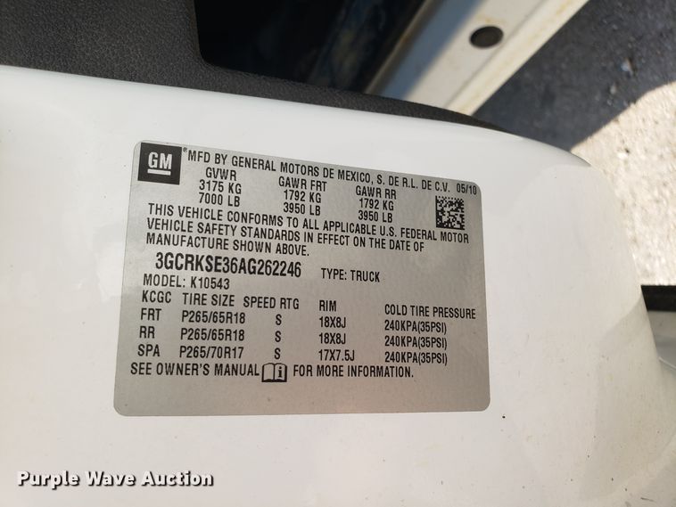 image for item FW9520 2010 Chevrolet Silverado 1500 Crew Cab pickup truck