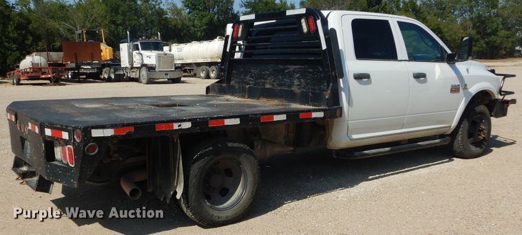 image for item FX9260 2012 Dodge Ram 3500 Crew Cab flatbed pickup truck