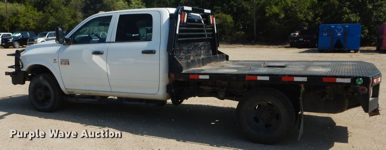 image for item FX9260 2012 Dodge Ram 3500 Crew Cab flatbed pickup truck