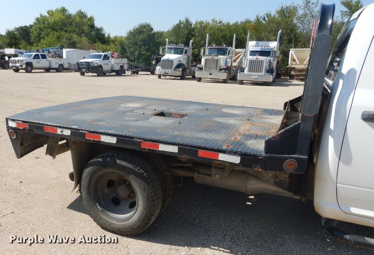 image for item FX9260 2012 Dodge Ram 3500 Crew Cab flatbed pickup truck