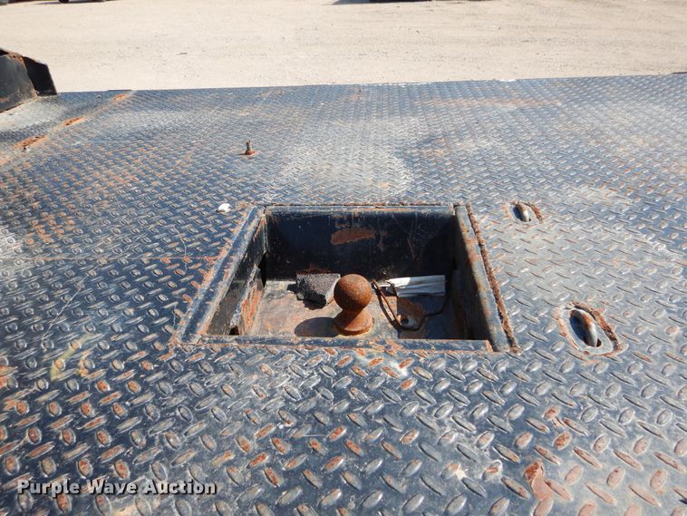 image for item FX9260 2012 Dodge Ram 3500 Crew Cab flatbed pickup truck