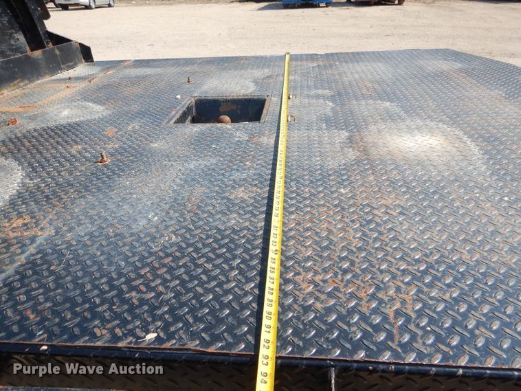 image for item FX9260 2012 Dodge Ram 3500 Crew Cab flatbed pickup truck