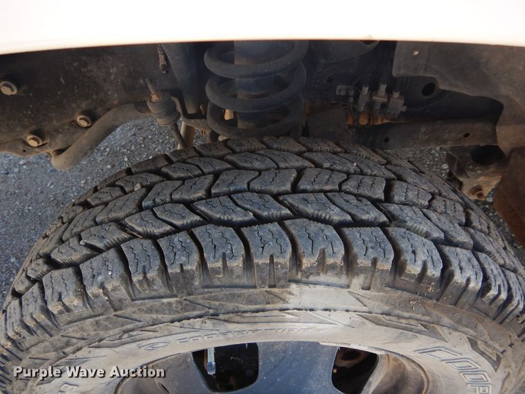 image for item FX9260 2012 Dodge Ram 3500 Crew Cab flatbed pickup truck