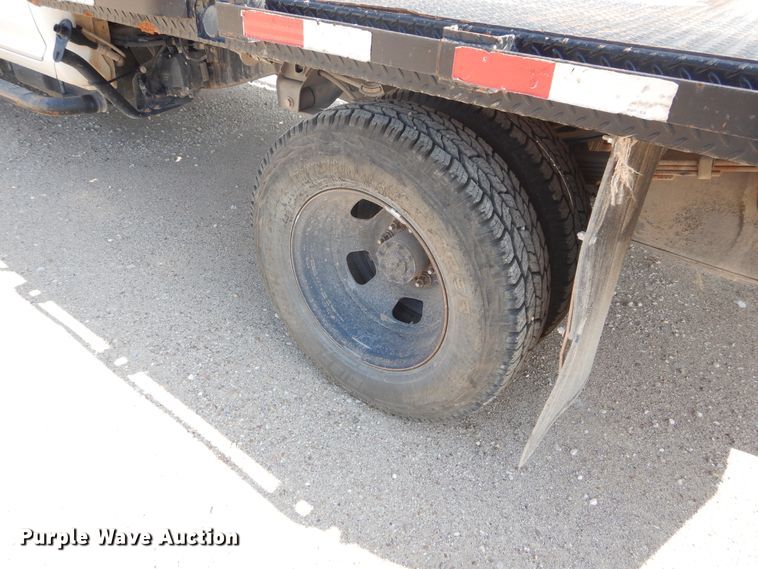 image for item FX9260 2012 Dodge Ram 3500 Crew Cab flatbed pickup truck