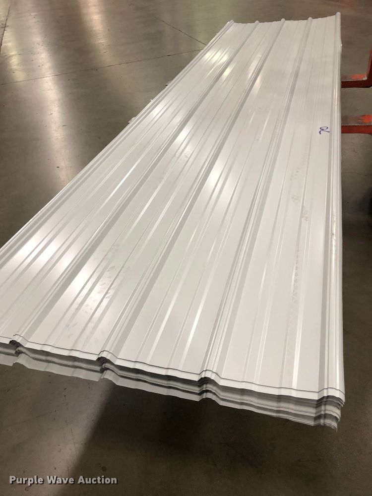 image for item G1940 (200) sheets of metal siding/roofing