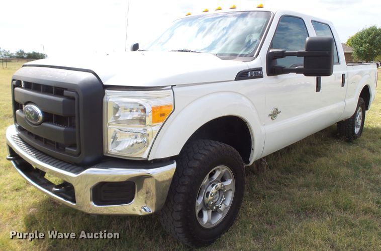 image for item GC9028 2013 Ford F250 Super Duty Crew Cab pickup truck