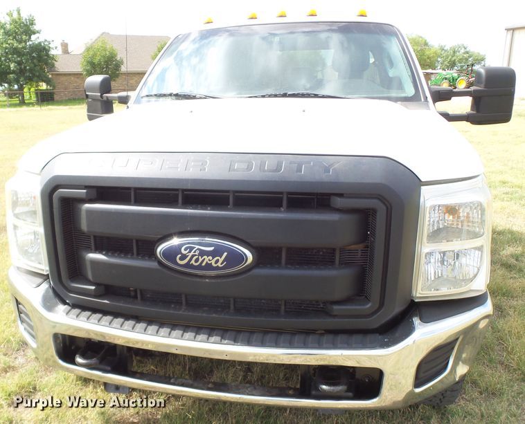 image for item GC9028 2013 Ford F250 Super Duty Crew Cab pickup truck