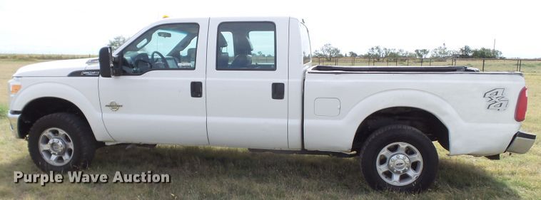 image for item GC9028 2013 Ford F250 Super Duty Crew Cab pickup truck
