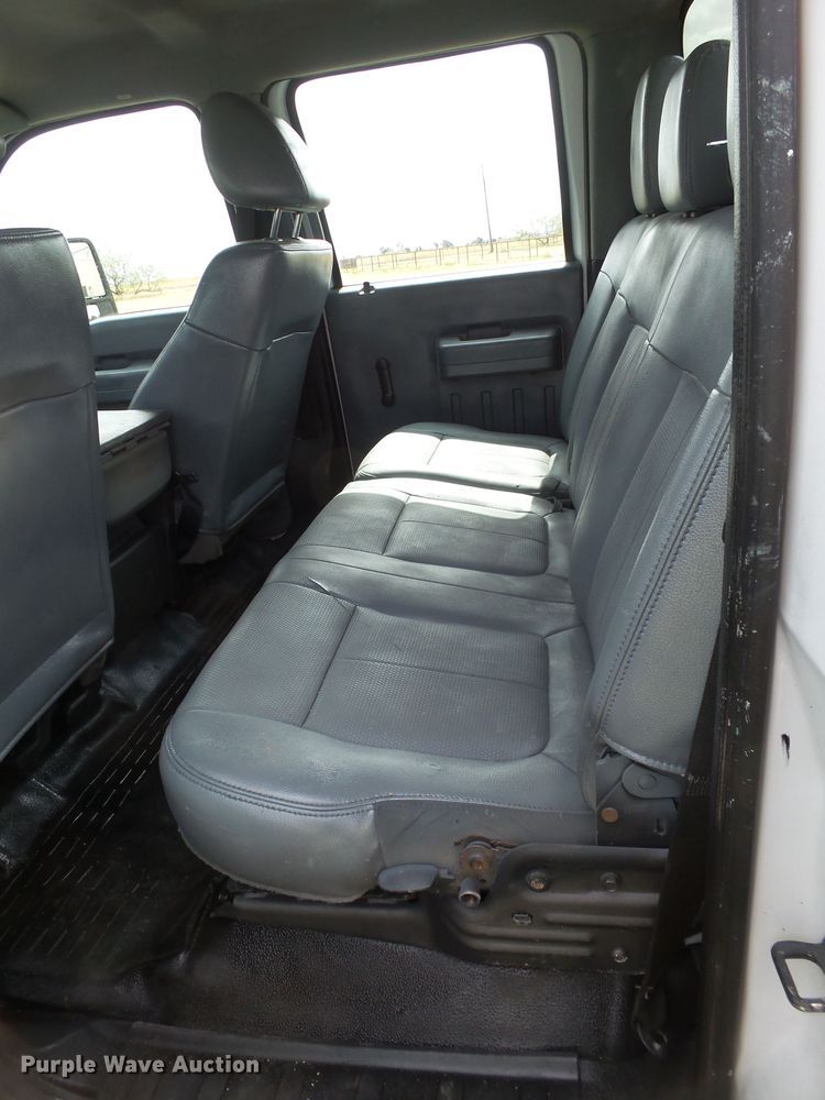 image for item GC9028 2013 Ford F250 Super Duty Crew Cab pickup truck