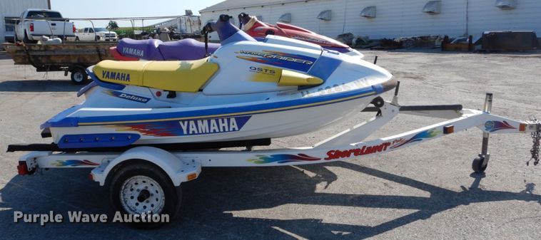 image for item GC9262 (2) Yamaha personal watercrafts