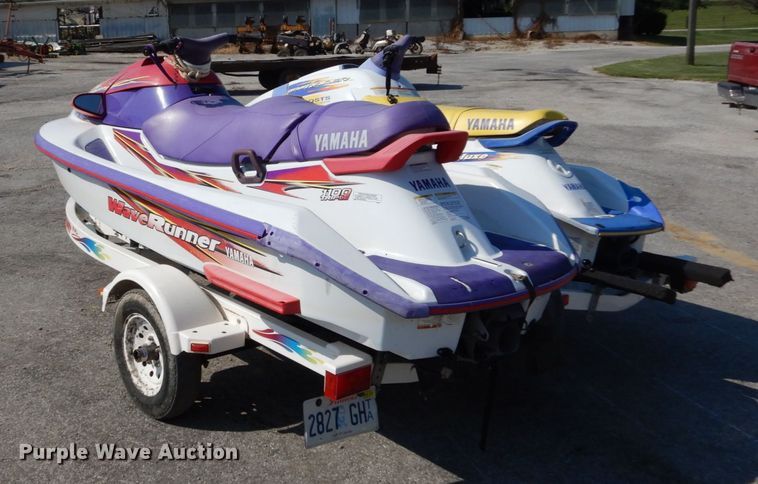 image for item GC9262 (2) Yamaha personal watercrafts