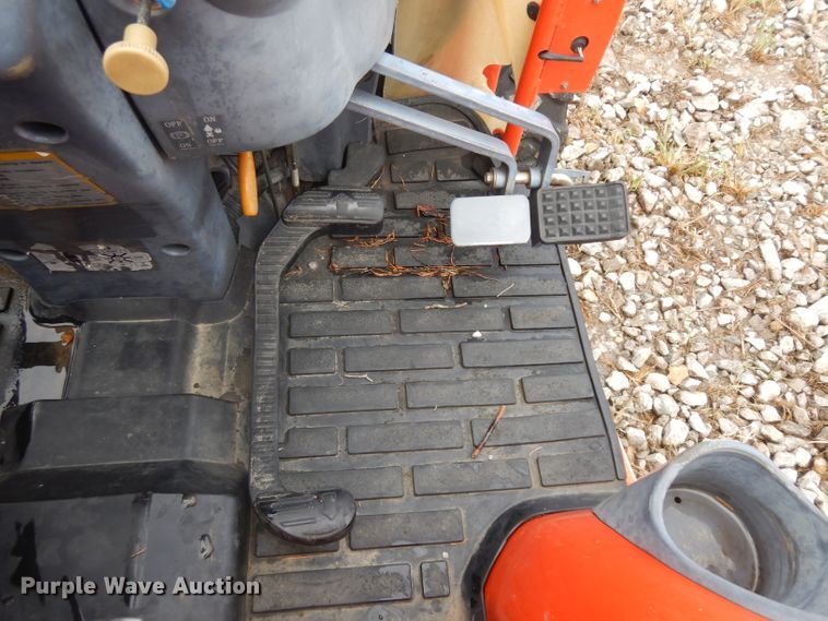 image for item GG9007 2004 Kioti CK25 MFWD tractor