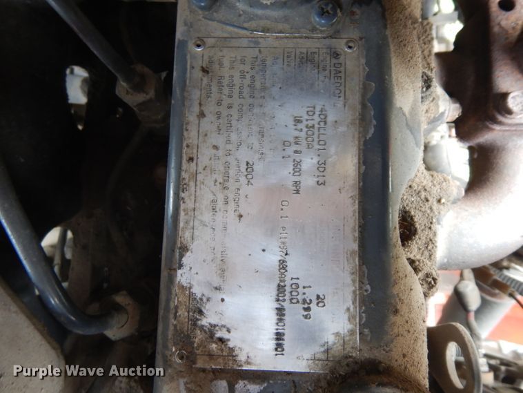 image for item GG9007 2004 Kioti CK25 MFWD tractor