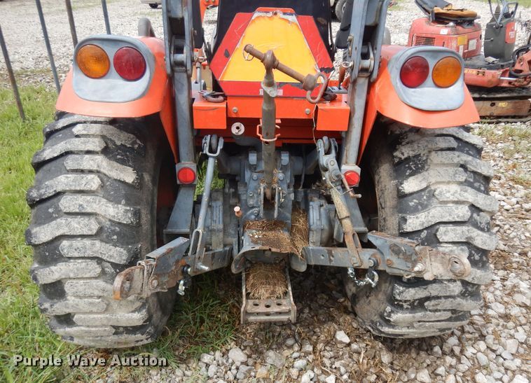 image for item GG9007 2004 Kioti CK25 MFWD tractor