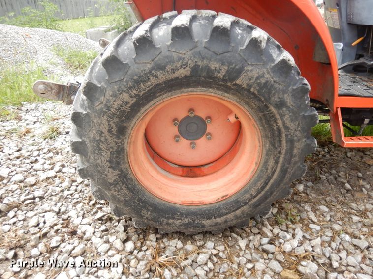 image for item GG9007 2004 Kioti CK25 MFWD tractor