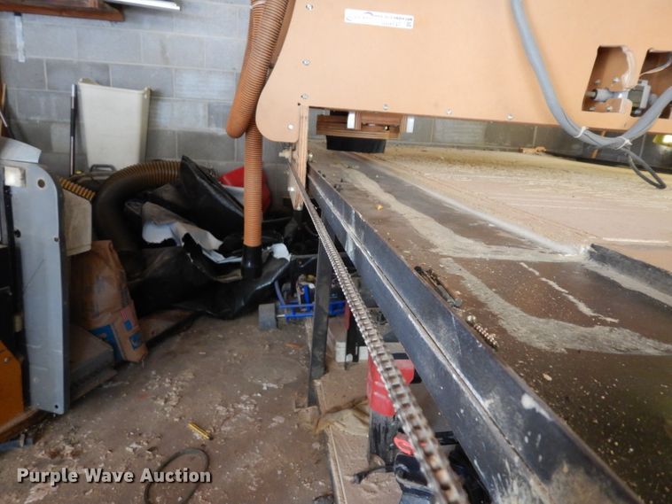 image for item GG9137 CNC router table