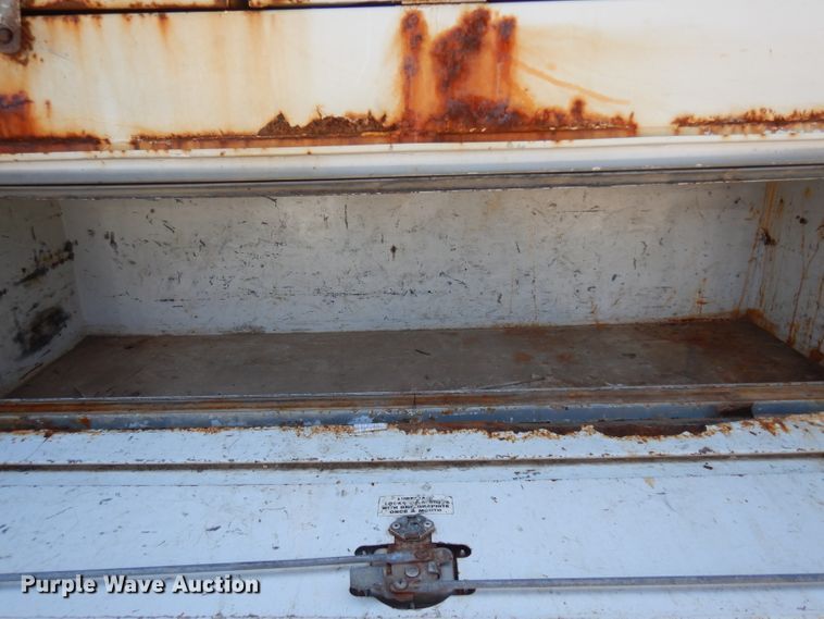 image for item GG9171 2006 Ford F450 Super Duty utility truck