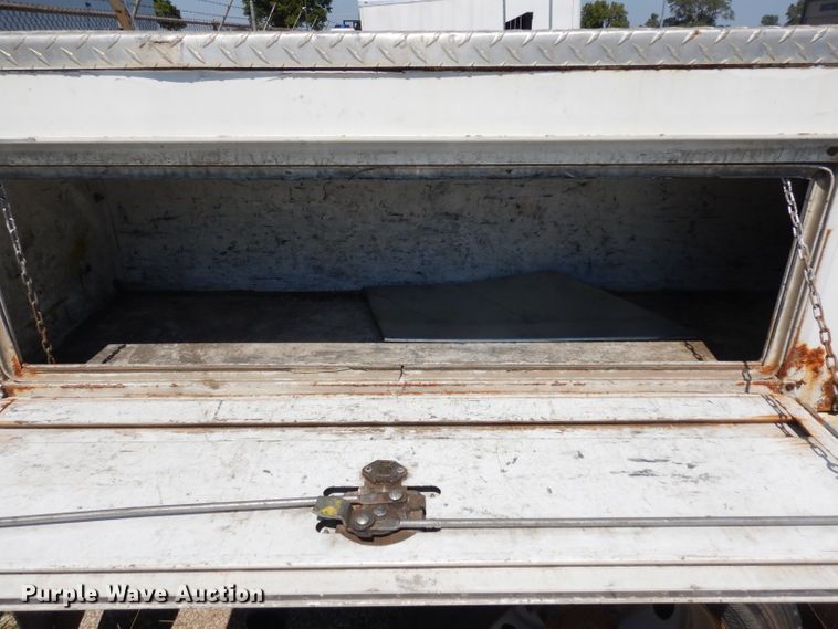 image for item GG9171 2006 Ford F450 Super Duty utility truck