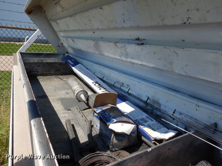 image for item GG9171 2006 Ford F450 Super Duty utility truck