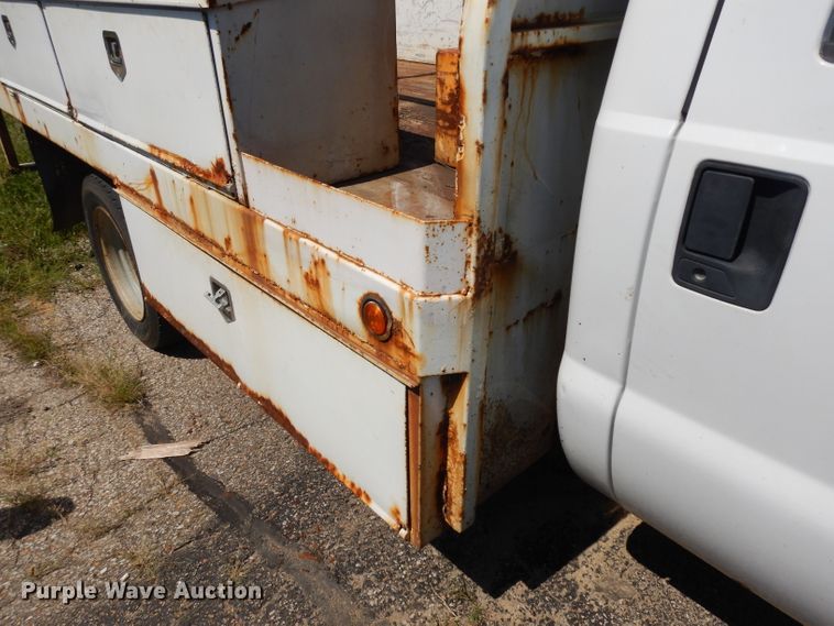 image for item GG9171 2006 Ford F450 Super Duty utility truck