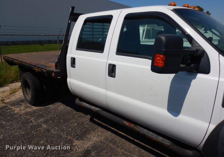image for item GG9173 2008 Ford F550 Crew Cab flatbed truck