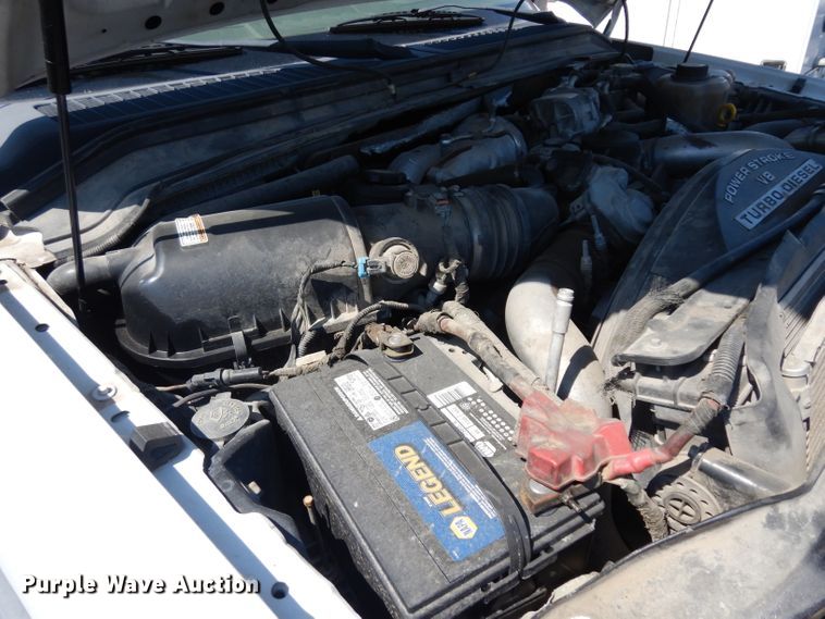 image for item GG9173 2008 Ford F550 Crew Cab flatbed truck