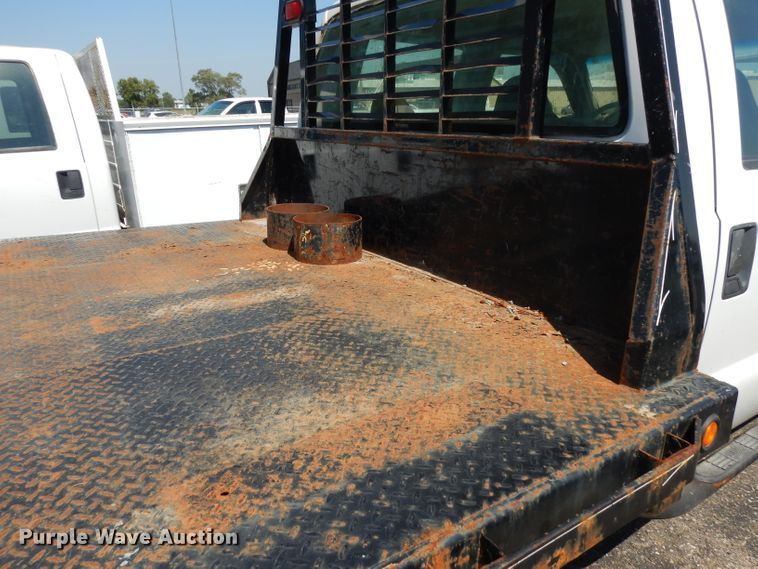 image for item GG9173 2008 Ford F550 Crew Cab flatbed truck