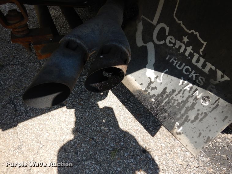 image for item GG9173 2008 Ford F550 Crew Cab flatbed truck