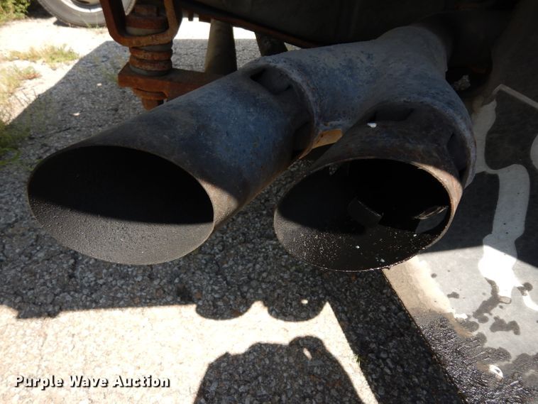 image for item GG9173 2008 Ford F550 Crew Cab flatbed truck