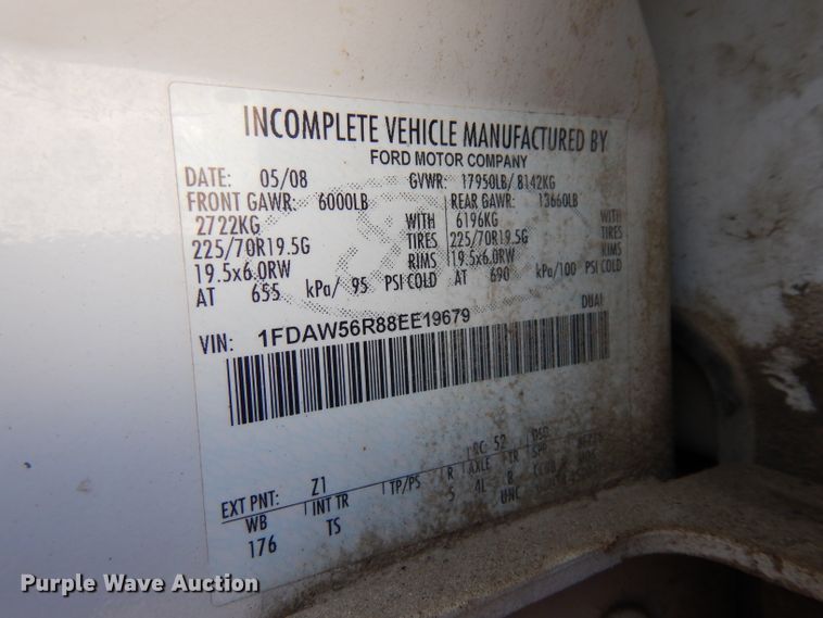 image for item GG9173 2008 Ford F550 Crew Cab flatbed truck