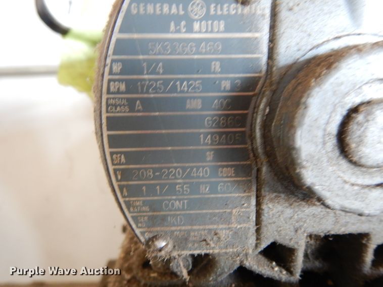 image for item GG9176 (2) hydraulic power units