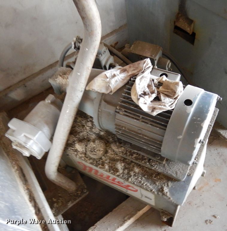 image for item GG9176 (2) hydraulic power units