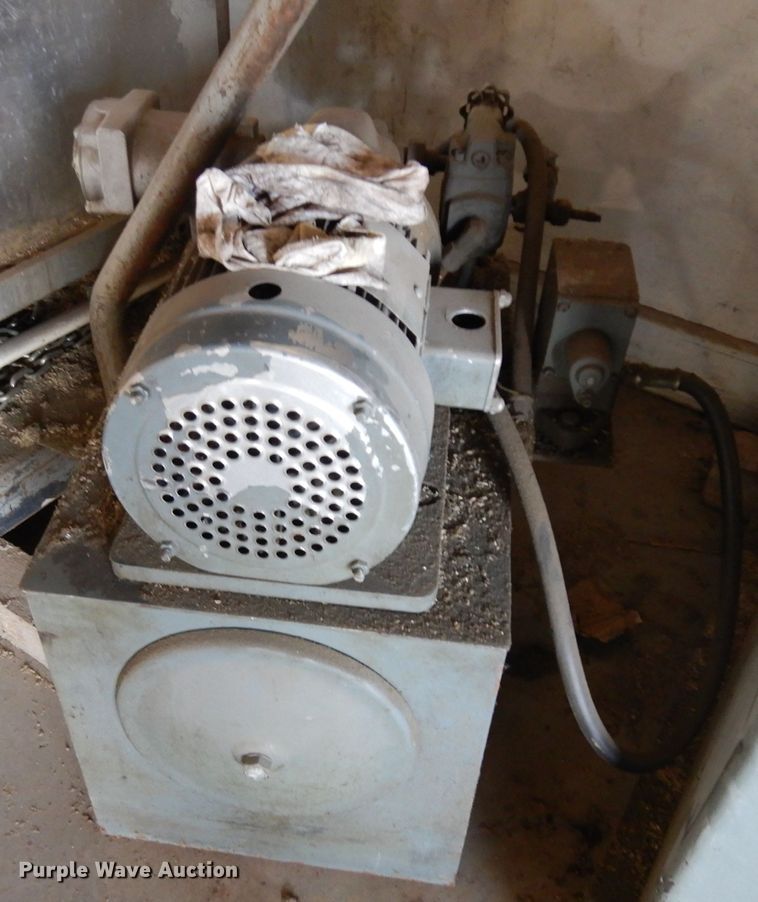 image for item GG9176 (2) hydraulic power units