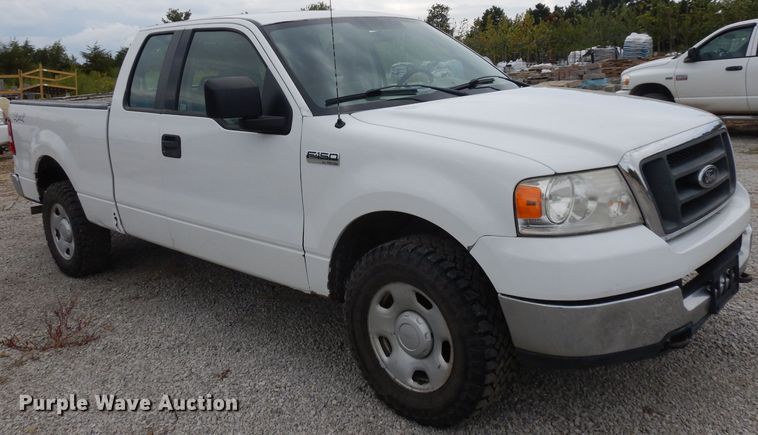 image for item GG9185 2004 Ford F150 Super Cab pickup truck