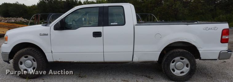 image for item GG9185 2004 Ford F150 Super Cab pickup truck