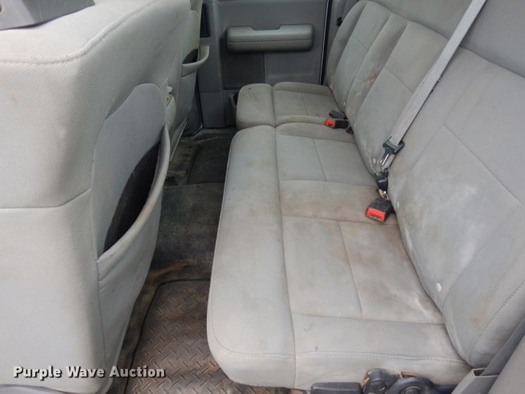 image for item GG9185 2004 Ford F150 Super Cab pickup truck