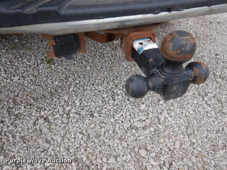 image for item GG9185 2004 Ford F150 Super Cab pickup truck