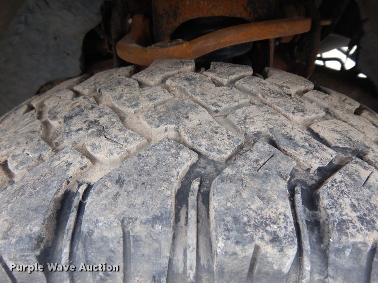 image for item GG9185 2004 Ford F150 Super Cab pickup truck