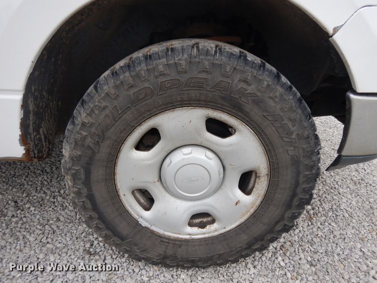 image for item GG9185 2004 Ford F150 Super Cab pickup truck