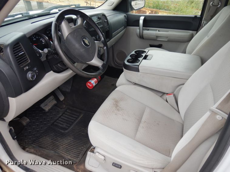 image for item GG9186 2009 Chevrolet Silverado 1500 Crew Cab pickup truck