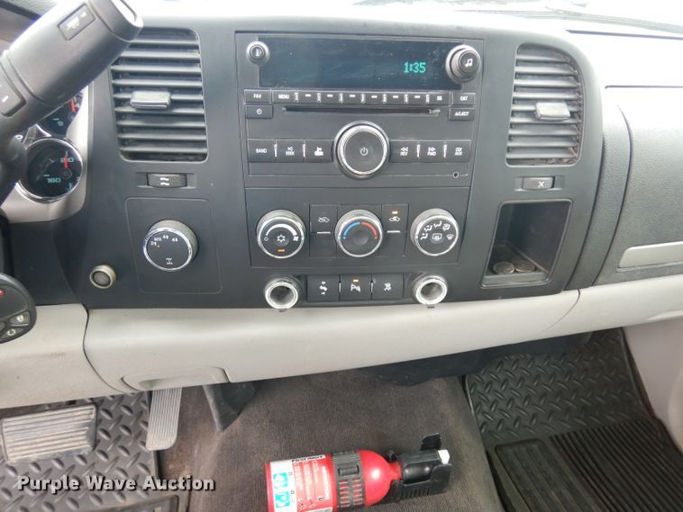 image for item GG9186 2009 Chevrolet Silverado 1500 Crew Cab pickup truck