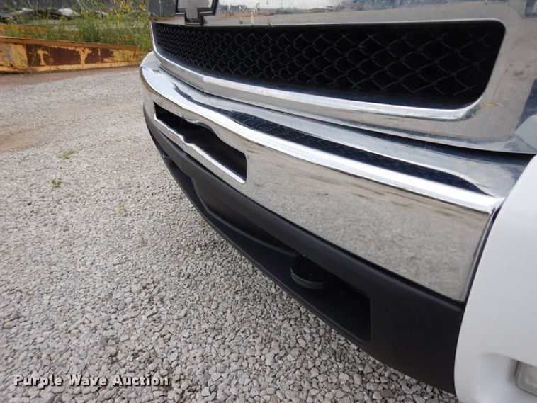 image for item GG9186 2009 Chevrolet Silverado 1500 Crew Cab pickup truck