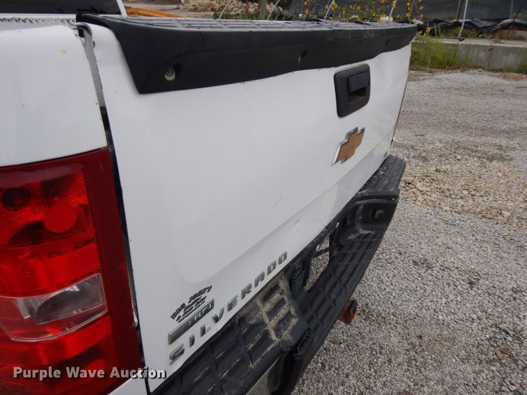 image for item GG9186 2009 Chevrolet Silverado 1500 Crew Cab pickup truck