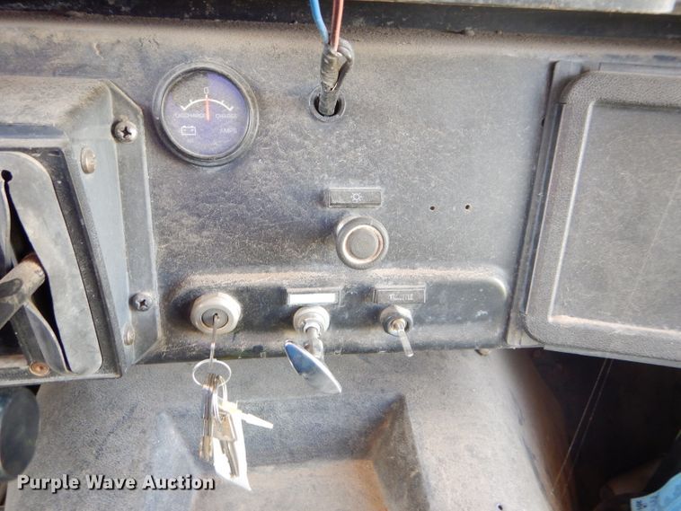 image for item GH9676 1992 International 3800 school bus